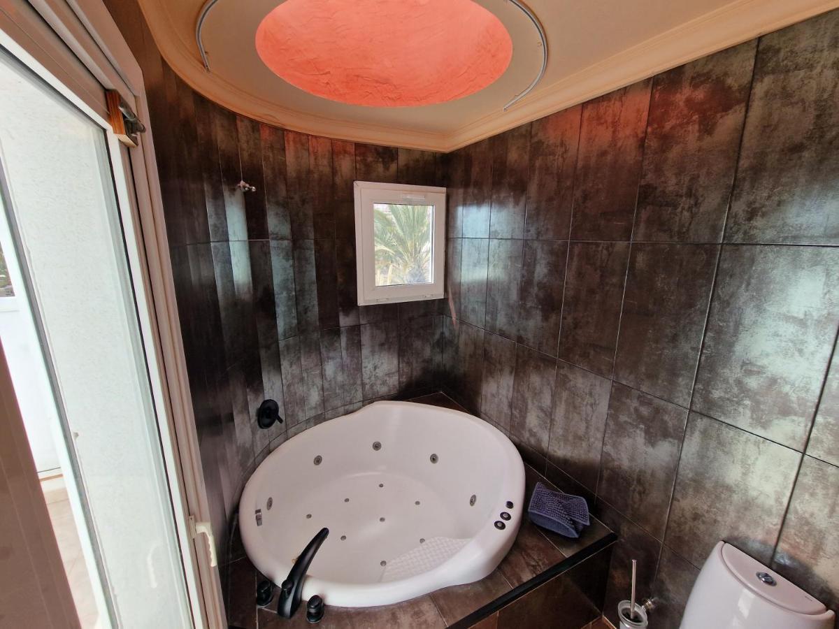 Villa Habibi Luxury 5B Chayofa Kültér fotó